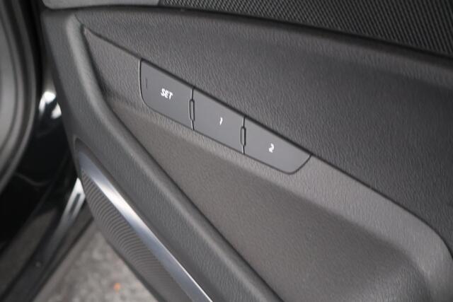 Audi e-tron S quattro 503pk 95 kWh SOH 92% Trekhaak 360Camera Stoelventilatie Leder Memory HUD B&O Navigatie
