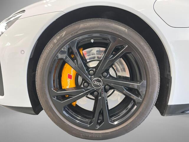 Audi e-tron GT 93 kWh 476pk · SOH 92% · Glazendak · 360 Camera · Luchtvering · Stoelventilatie · B&O Audio · Matrix LED · 20'' Inch ·