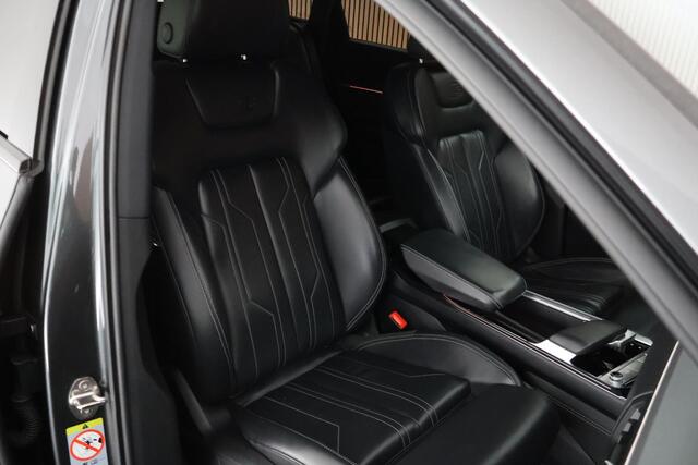 Audi e-tron 55 quattro S edition 95 kWh SOH 95% Leder Stoelverwarming 360Camera Luchtvering