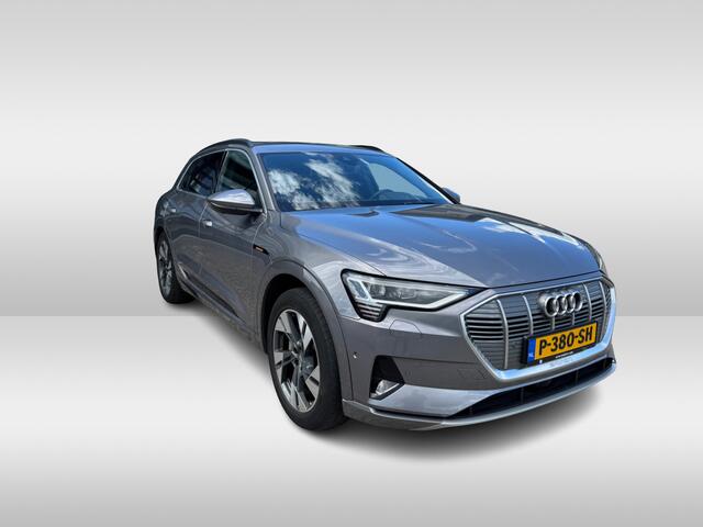 Audi e-tron e-tron 55 quattro advanced Pro Line Plus 95 kWh / Trekhaak / 360Camera / Luchtvering / Keyless / 20'' / CarPlay / Stoelverwarming / Dodehoek / DAB / ACC