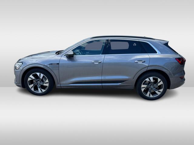 Audi e-tron e-tron 55 quattro advanced Pro Line Plus 95 kWh / Trekhaak / 360Camera / Luchtvering / Keyless / 20'' / CarPlay / Stoelverwarming / Dodehoek / DAB / ACC