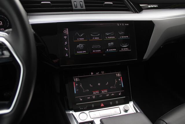 Audi e-tron e-tron 50 quattro Launch edition plus 71 kWh / SoH 90,2% / Panoramadak / Camera / Leder / 20'' / Luchtvering / Parkeerhulp V+A / ACC / Navigatie / Stoelverwarming