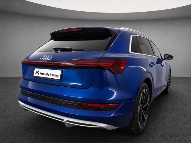 Audi e-tron 55 408pk Quattro S edition 95 kWh · SOH 93,8% · Panoramadak · 360 Camera · Elek. Bestuurdersstoel · Apple/Android Car Play · 22'' Inch ·