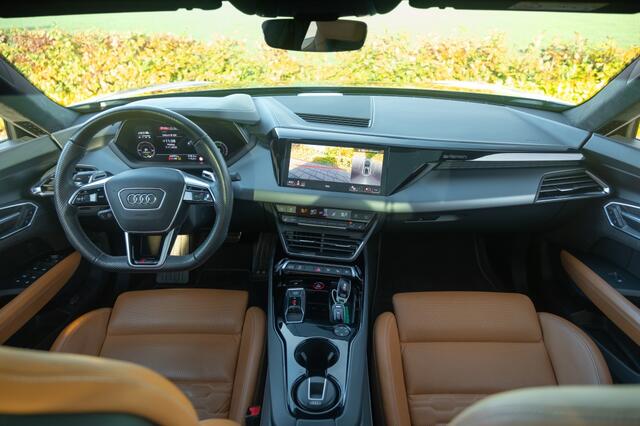 Audi e-tron GT RS 93 kWh 598pk | B&O Surround sound | Volleder Exclusive | 21"| Panodak | Stoelkoeling en Verw | Alcantara hemel | Etc..