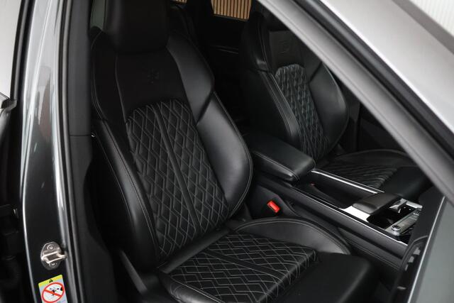 Audi e-tron 55 quattro 408pk S edition 95 kWh Trekhaak 360Camera Leder Memory Stoelverwarming Virtual Cockpit Navigatie