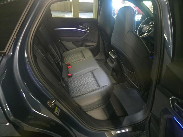 Audi e-tron Sportback 55 Quattro 408Pk S edition 95 kWh / Panodak / Leder Ruitstiksel
