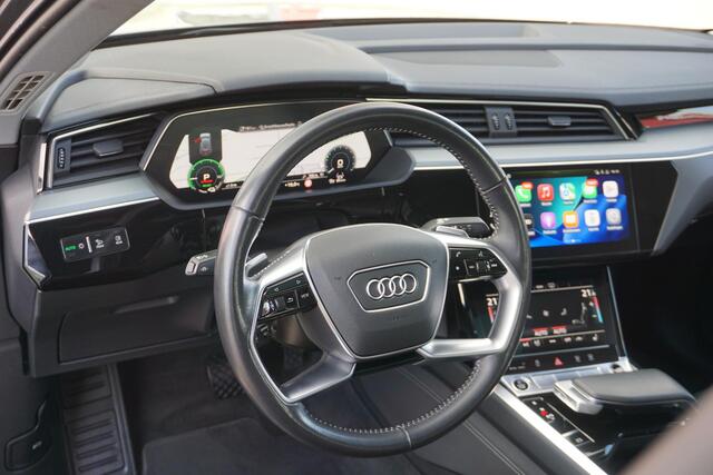 Audi e-tron Sportback 55 quattro Business edition Plus 95 kWh | trekhaak | PANO | 91% soh | luchtvering