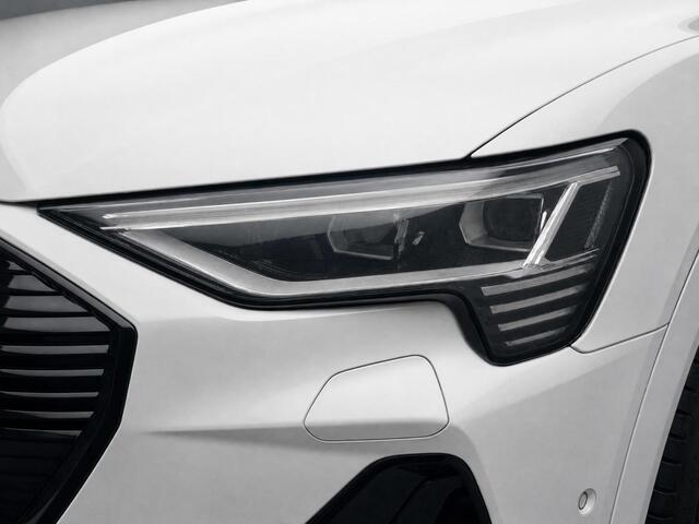Audi e-tron 55 408pk Quattro S edition 95 kWh · SOH 97,1% · Panoramadak · Camera · Luchtvering · Zwart Optiek Plus · 21'' Inch ·