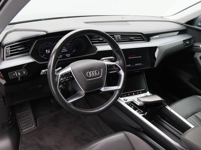 Audi e-tron 55 quattro Advanced edition Plus 95 kWh 405 Pk | Trekhaak | Carplay | Virtual Cockpit | Adaptive Cruise | Camera | Parkeersensoren | LED | 20 Inch