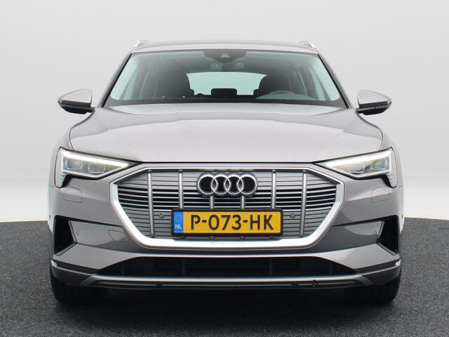 Audi e-tron 55 quattro Advanced edition Plus 95 kWh 405 Pk | Trekhaak | Carplay | Virtual Cockpit | Adaptive Cruise | Camera | Parkeersensoren | LED | 20 Inch