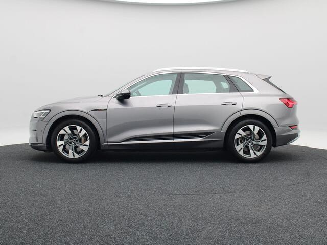 Audi e-tron 55 quattro Advanced edition Plus 95 kWh 405 Pk | Trekhaak | Carplay | Virtual Cockpit | Adaptive Cruise | Camera | Parkeersensoren | LED | 20 Inch