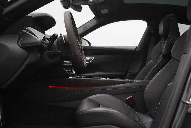Audi e-tron GT RS 93 kWh 646 PK, SOH 92 %, 4-Wielsturing, Carbon-Pakket, Panoramadak, Luchtvering, Stoelventilatie