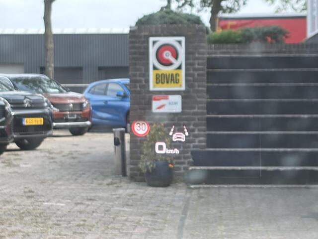 Audi e-tron GT 93 kWh 4WD VAN: 56.900,- VOOR: 53.877,- UW HERSTVOORDEEL: 3.023,- EURO | CARBON PAKKET | STOEL VENTILATIE EN VERWARMING | PANORAMDAK | B&O GELUID | HEAD UP | LUCHTVERING ETC . – foto 7