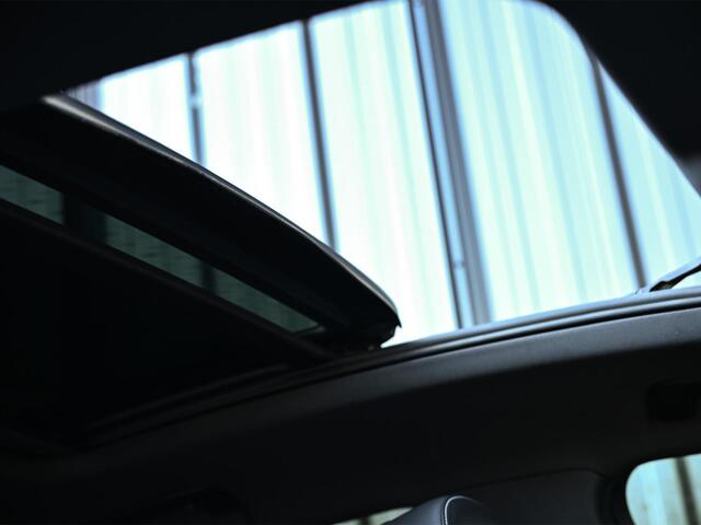 Audi e-tron Sportback 50 quattro S edition 71 kWh | NL-Auto | Panoramadak | B&O | Camera | Memory Seat | Luchtvering | Adaptive Cruise | Stoelverwarming |