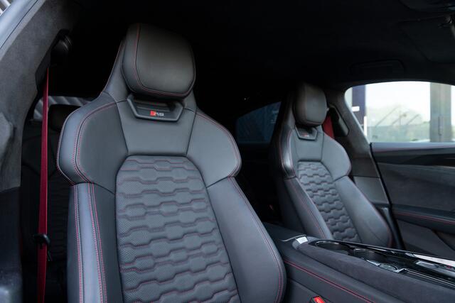 Audi e-tron GT RS quattro 93 kWh ACC Carbondak RS Seats B&O Massage Laser Nachtz. HUD 360 4WS – foto 4