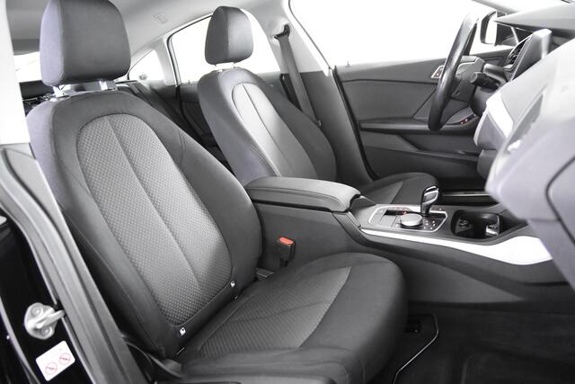 BMW 218i Grand Coupé *1ste Eigenaar*Navigatie*Carplay*DAB*