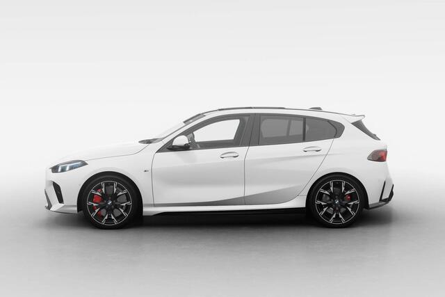 BMW 1-SERIE 120 | M Sport Pro | Premium Pack | Glazen panoramadak