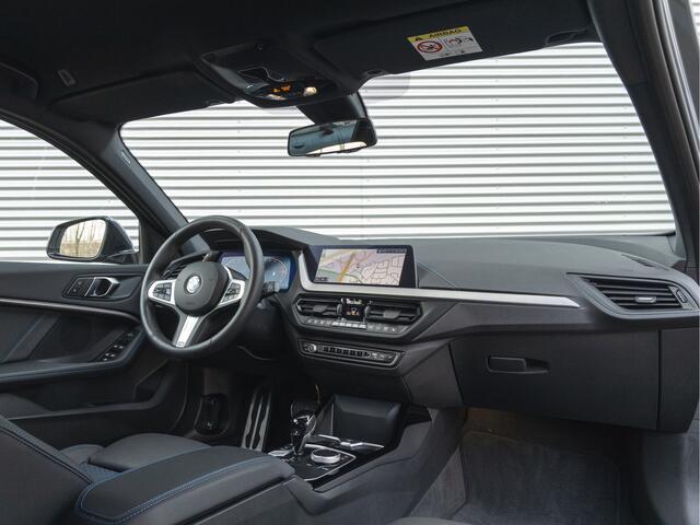 BMW 1-SERIE 118i M-Sport - Live Cockpit Prof - LED - Stoelverwarming