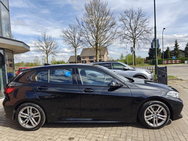 BMW 1-SERIE 118i High Executive Sport