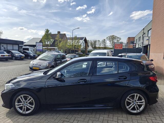 BMW 1-SERIE 118i High Executive Sport