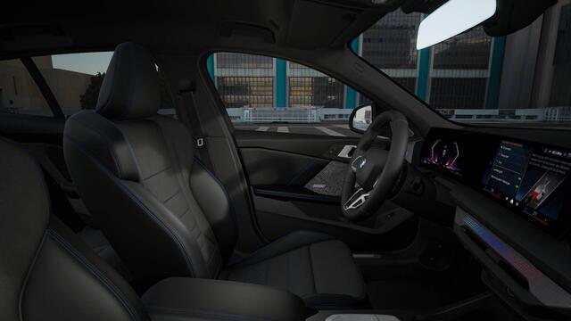 BMW 1-SERIE 120 M Sport Automaat / Sportstoelen / Adaptieve LED / M Adaptief onderstel / Comfort Access / Parking Assistant / Stuurverwarming