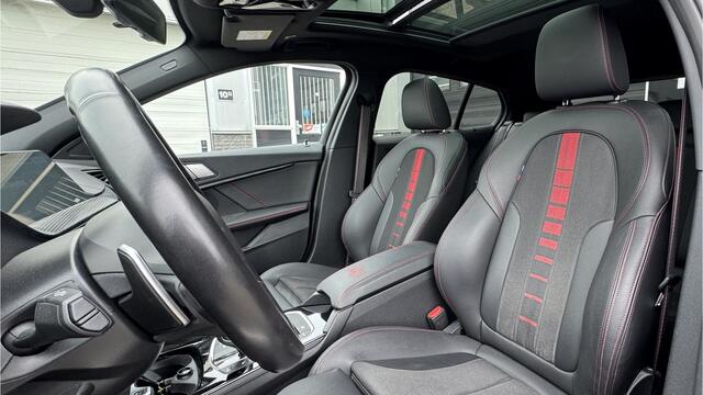 BMW 1-SERIE 128ti Aut | Pano | Sportuilt | Leer-Alcant nieuwstaat