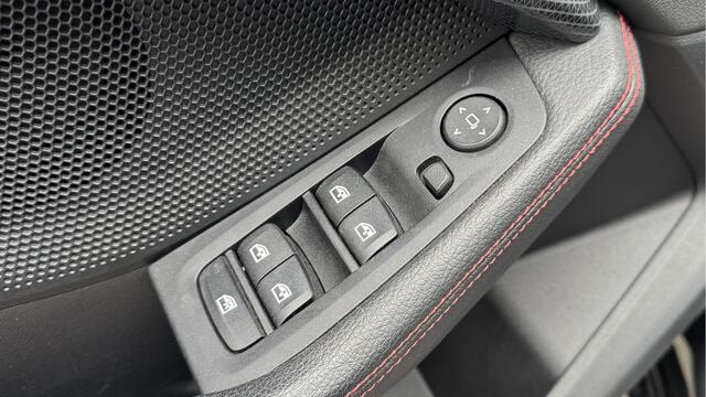BMW 1-SERIE 128ti Aut | Pano | Sportuilt | Leer-Alcant nieuwstaat