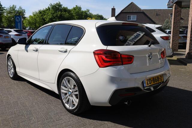 BMW 1-SERIE 118i M Sport ALCANTARA/STOF STOELVERWARMING CRUISE NAVI CLIMA 17"LMV-(BMW-M) ENZ.