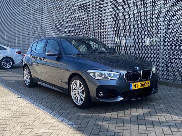 BMW 1-SERIE 118i Corporate Lease Executive / Navigatie / Alcantara / Climate controle / Parkeersensoren achter / Lichtmetaal 17 inch /