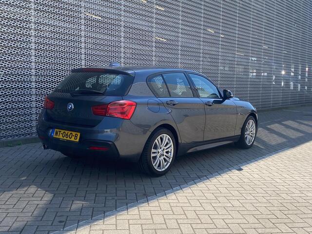 BMW 1-SERIE 118i Corporate Lease Executive / Navigatie / Alcantara / Climate controle / Parkeersensoren achter / Lichtmetaal 17 inch /