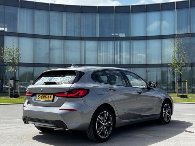BMW 1-SERIE 118i Introduction Edition