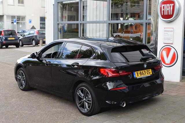 BMW 1-SERIE 116i|Orig.NL|17"|Sportstoel|Led|Digitaal|Carplay|