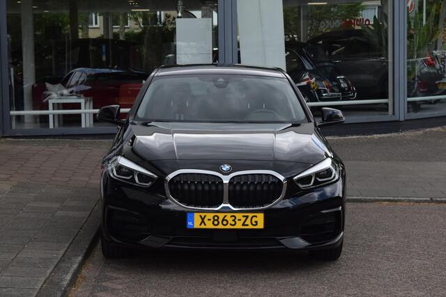 BMW 1-SERIE 116i|Orig.NL|17"|Sportstoel|Led|Digitaal|Carplay|