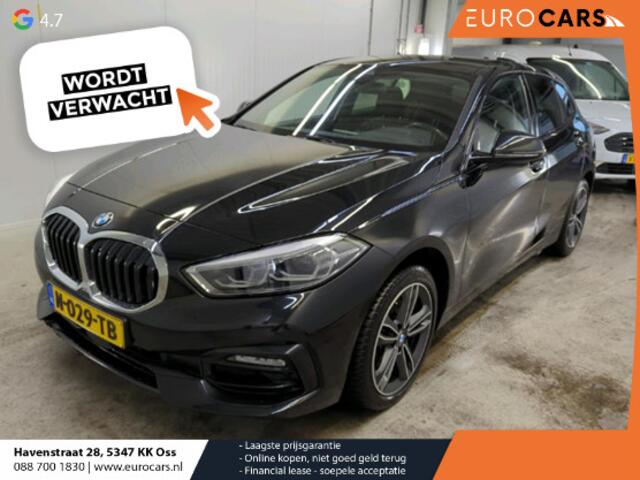 BMW 1-SERIE 118i Sportline Business Edition Climate control Naviatie Cruise control LED Parkeersensor achter Appel Carplay/ Android Auto