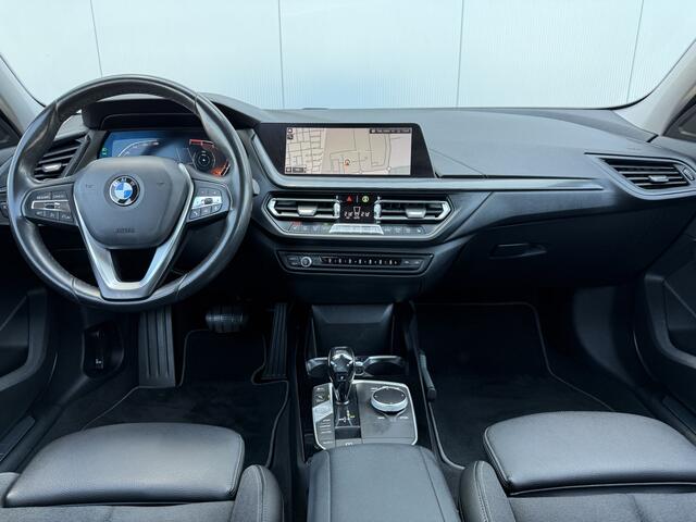 BMW 1-SERIE 118i Executive Edition Automaat Apple Carplay/LED.