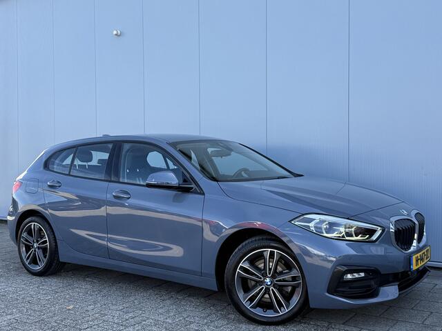 BMW 1-SERIE 118i Executive Edition Automaat Apple Carplay/LED.