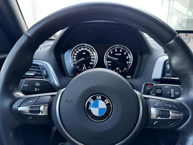 BMW 1-SERIE 118i Edition M Sport Shadow High Executive