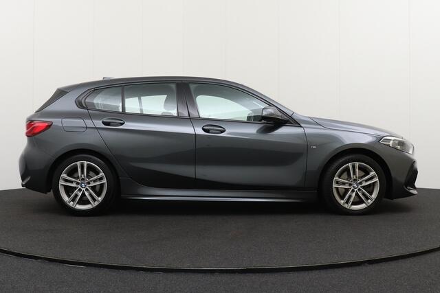 BMW 1-SERIE 120i 2.0 179 PK Aut. M-Sport Leder-Sportstoelen 17 'LMV Trekhaak