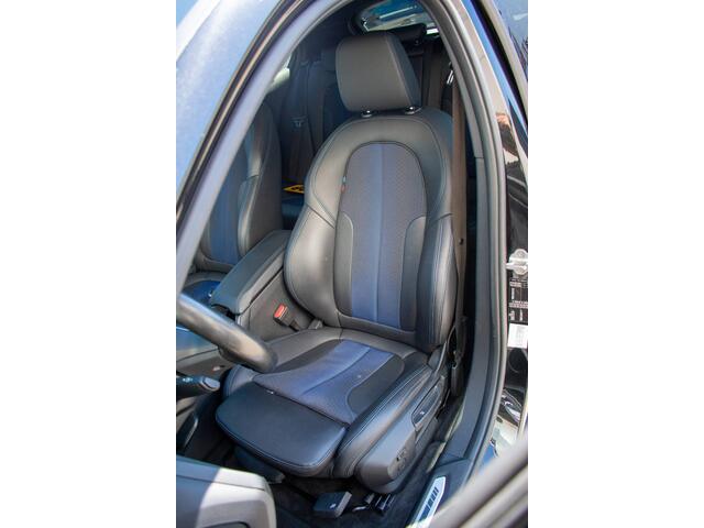 BMW 1-SERIE 118i High Executive Edition -M-sport-17''-Dab-Trekhaak-