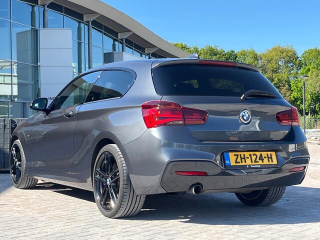 BMW 1-SERIE 118i Edition M Sport Shadow High Exe. / Leder / Navigatie / Parkeerhulp V+A / 18'' / Stoelverwarming / Cruise Control