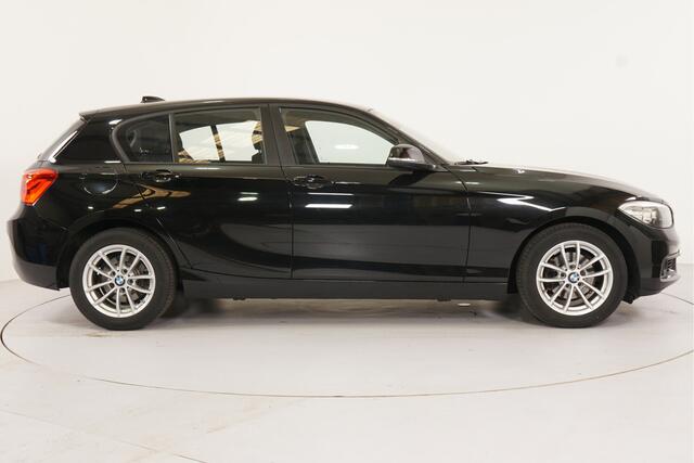 BMW 1-SERIE 118i Corporate Lease | Climate | Cruise | LM 16" | Navigatie |