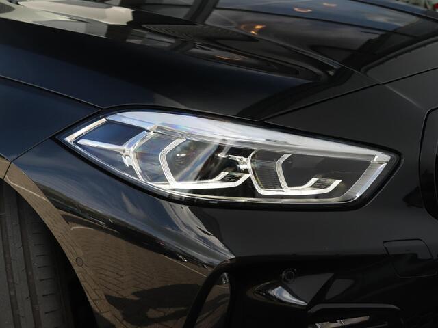 BMW 1-SERIE 118i Business Edition 136 PK | M Sport | Stuur & Stoelverwarming | Virtual Cockpit | 19"LMV | LED