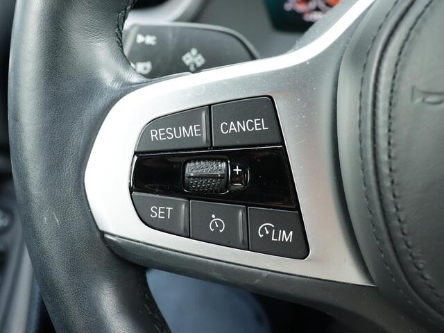 BMW 1-SERIE 118i Business Edition 136 PK | M Sport | Stuur & Stoelverwarming | Virtual Cockpit | 19"LMV | LED