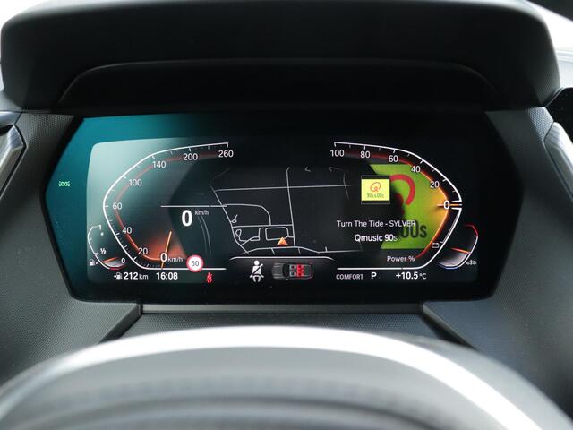 BMW 1-SERIE 118i Business Edition 136 PK | M Sport | Stuur & Stoelverwarming | Virtual Cockpit | 19"LMV | LED