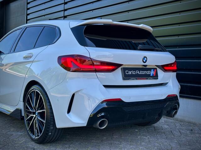 BMW 1-SERIE 118i M135 M-PERF. PANO|SCHAALSTOEL|HUD|H/K|CAMERA