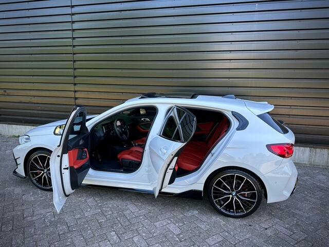 BMW 1-SERIE 118i M135 M-PERF. PANO|SCHAALSTOEL|HUD|H/K|CAMERA