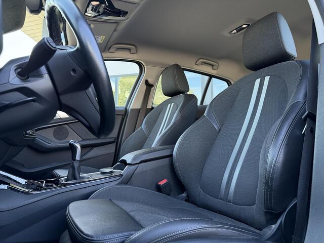 BMW 1-SERIE 116d Executive Ed. | Navi | Apple Carplay | Trekhaak |