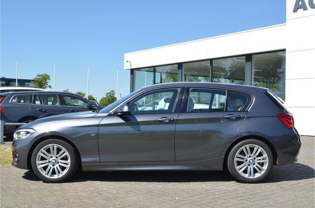 BMW 1-SERIE 118d M-Sport High Executive NL auto | Leer | Groot navi | Stoelverwarming | Trekhaak afneembaar | LED koplampen