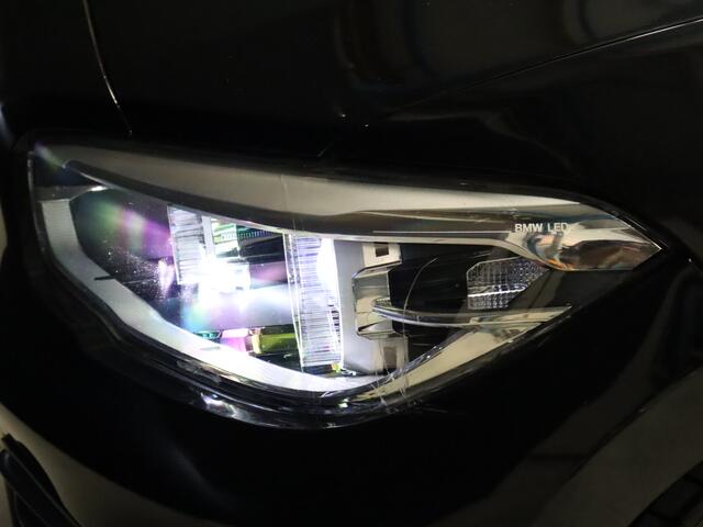 BMW 1-SERIE 118i Sport Line [CRUISE CONTROL, CLIMATE CONTROL, HALF LEDER, BMW LED KOPLAMPEN, PDC ACHTER, BLUETOOTH TELEFOONVERBINDING, NAVIGATIE, NIEUWSTAAT]