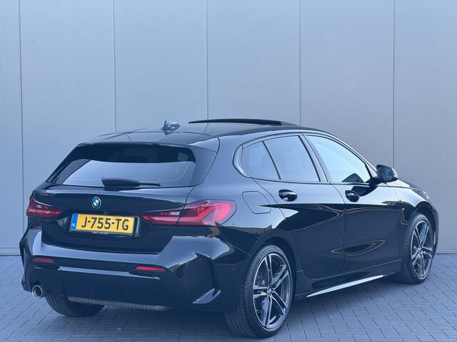 BMW 1-SERIE 118i M Sport Shadow High Executive | Panorama | 18" | M Seats | Camera